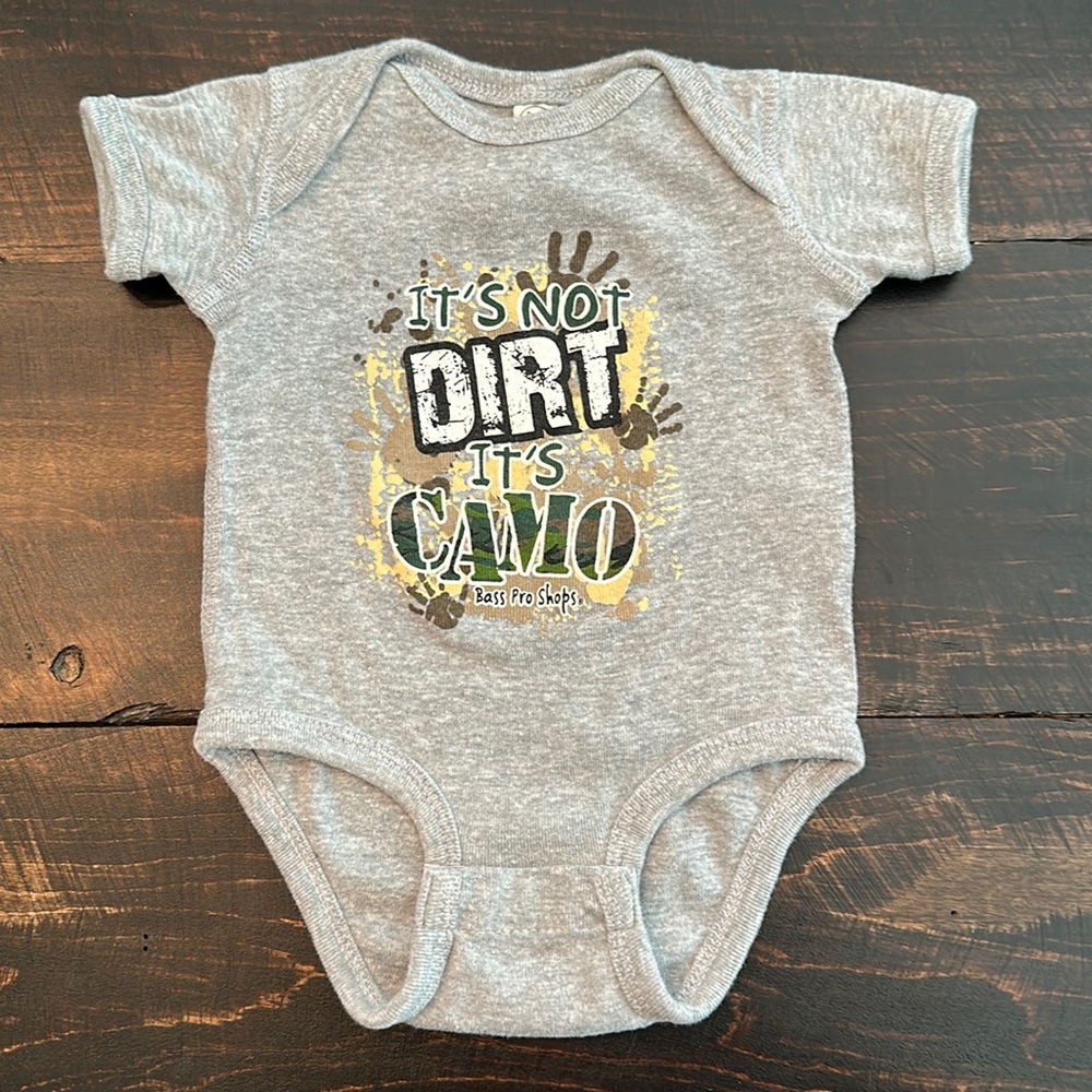 🐝3/$15🐝 Bass Pro Shops - Baby Boy Onesie